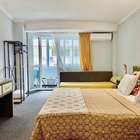 White Rose Guest Rooms Burgas Exterior photo